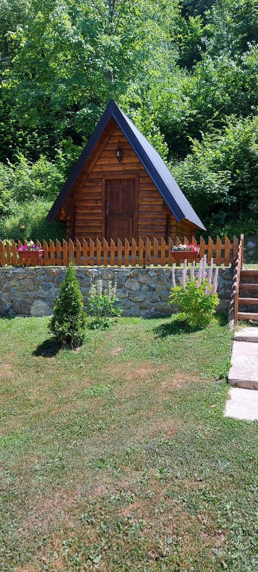 Gradine - Katun Kamp Villa Plav Oda fotoğraf